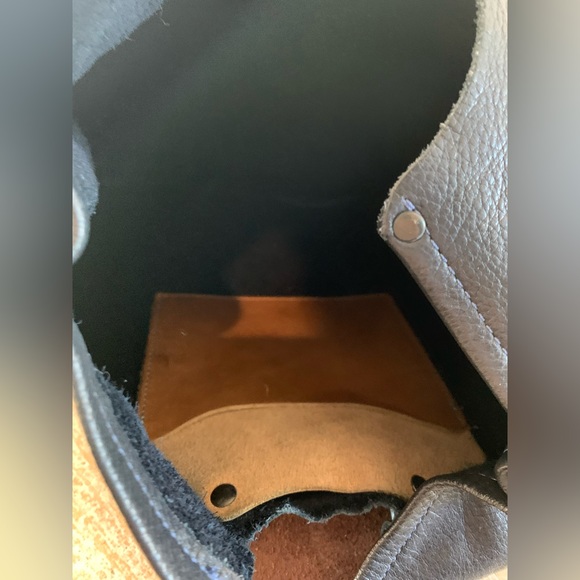 Dean. Leather bag - Picture 10 of 10